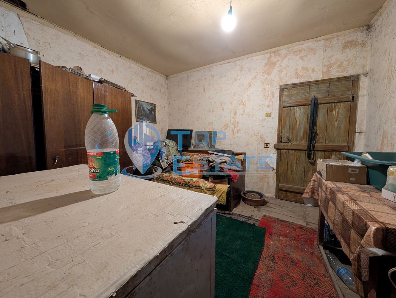 Едноетажна къща с лятна кухня и гараж в село Мерданя, област Велико Търново-0 Едноетажна къща с лятна кухня и гараж в село Мерданя, област Велико Търново - 0