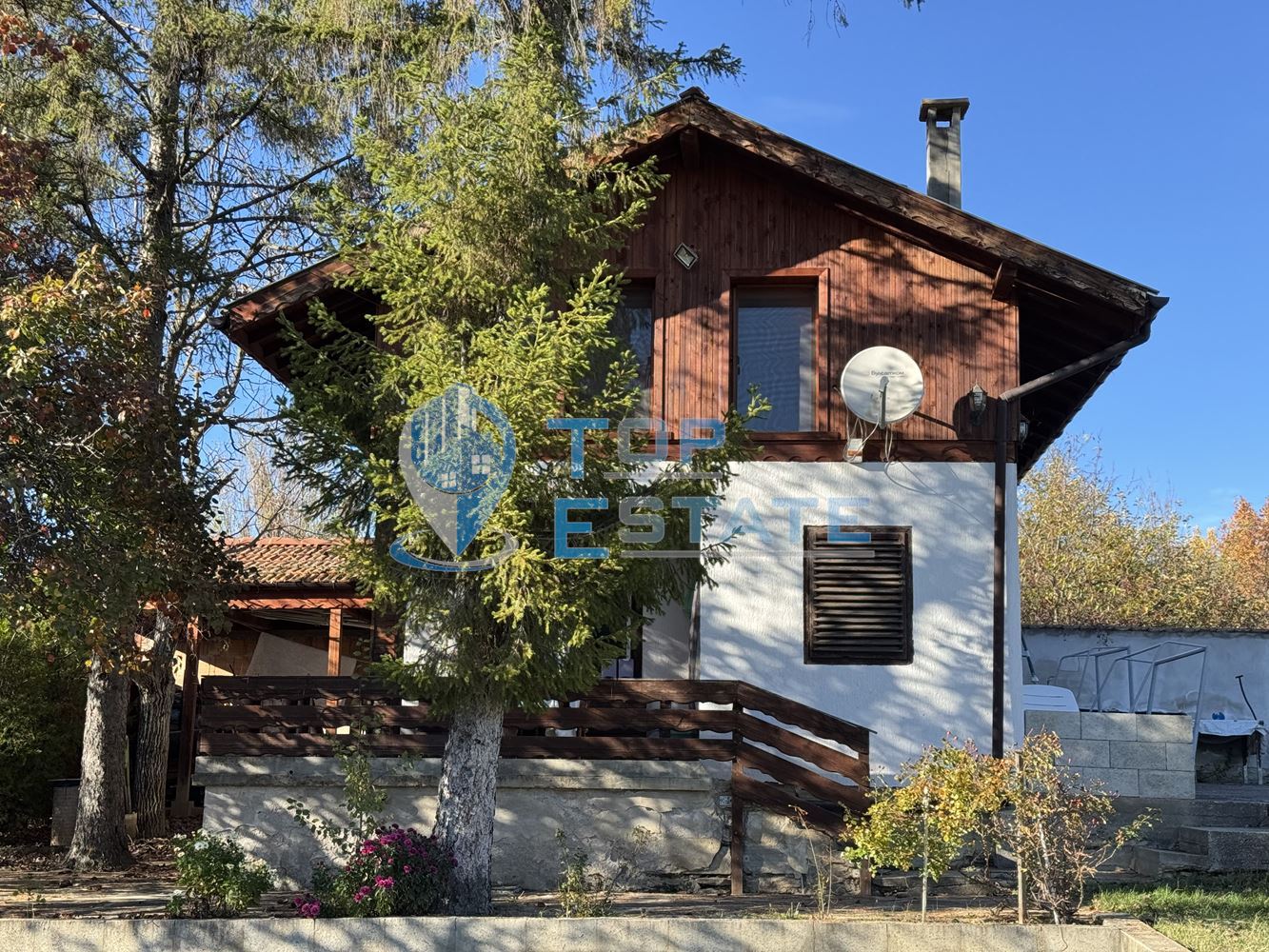 Двуетажна вила с красива гледка във вилна зона на град Дряново-0 Двуетажна вила с красива гледка във вилна зона на град Дряново - 0