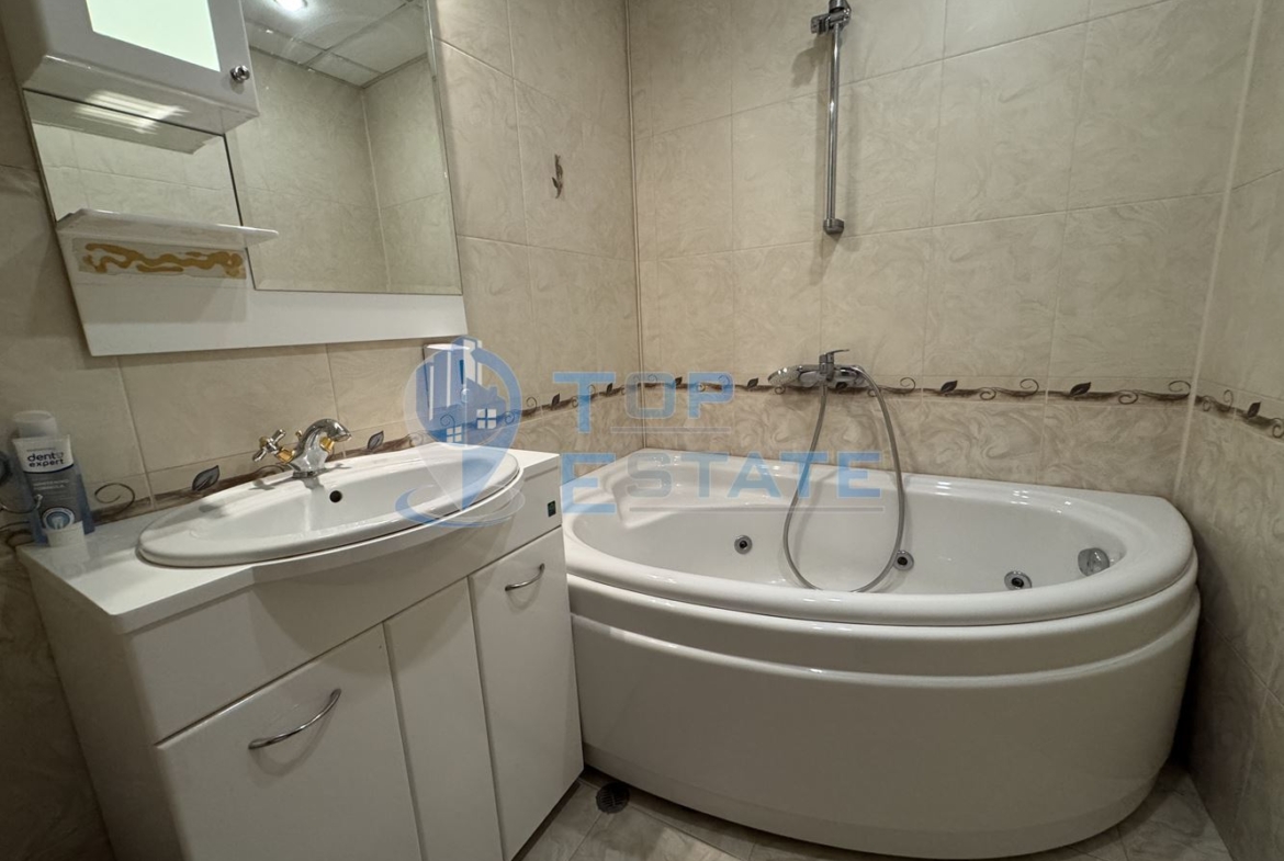 Обзаведен апартамент с две спални в кв. Колю Фичето, гр. Велико Търново - 0