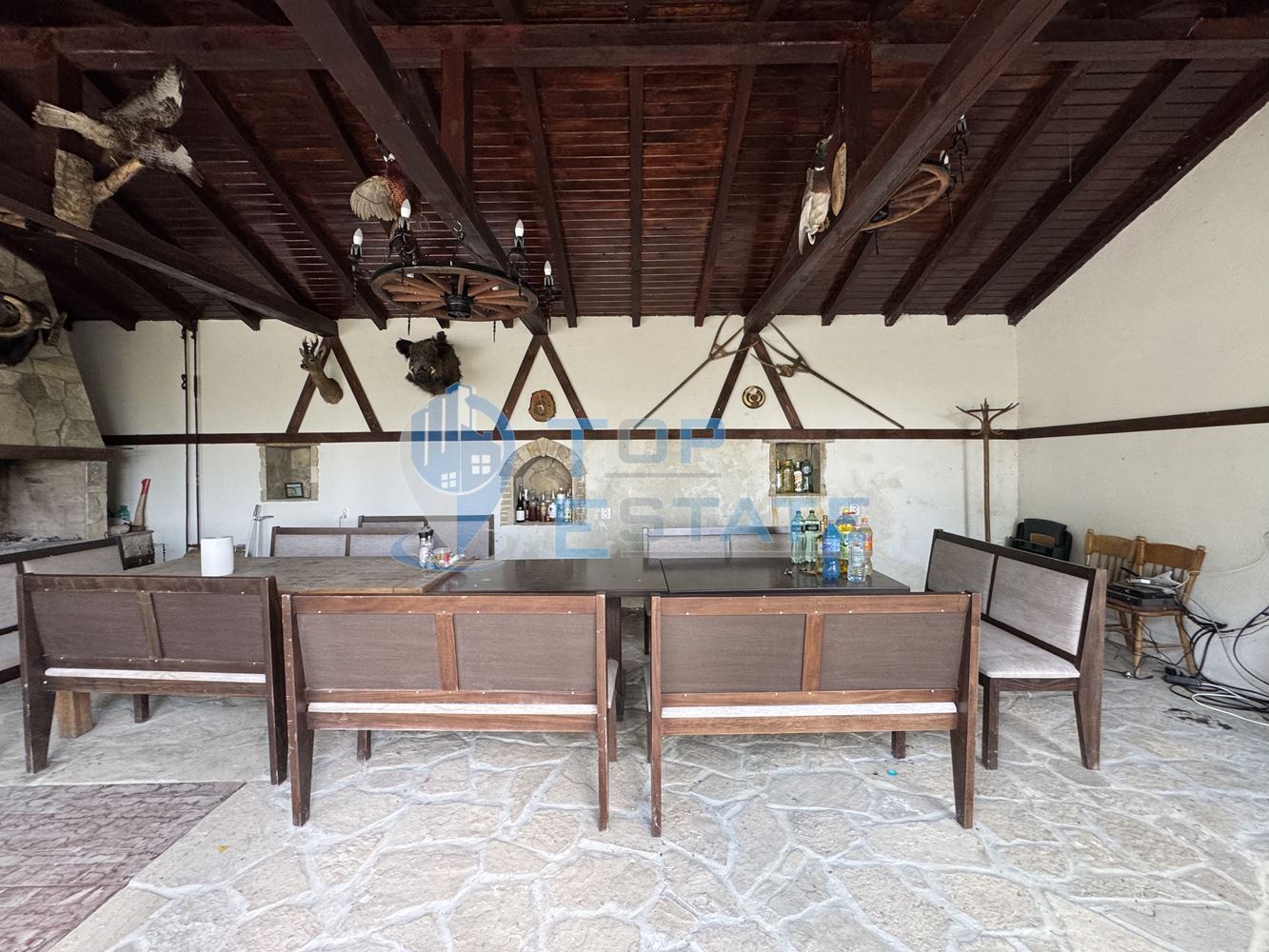 Къща с панорамна гледка във вилната зона на между град Бяла Черква и село Вишовград, област Велико Търново - 0