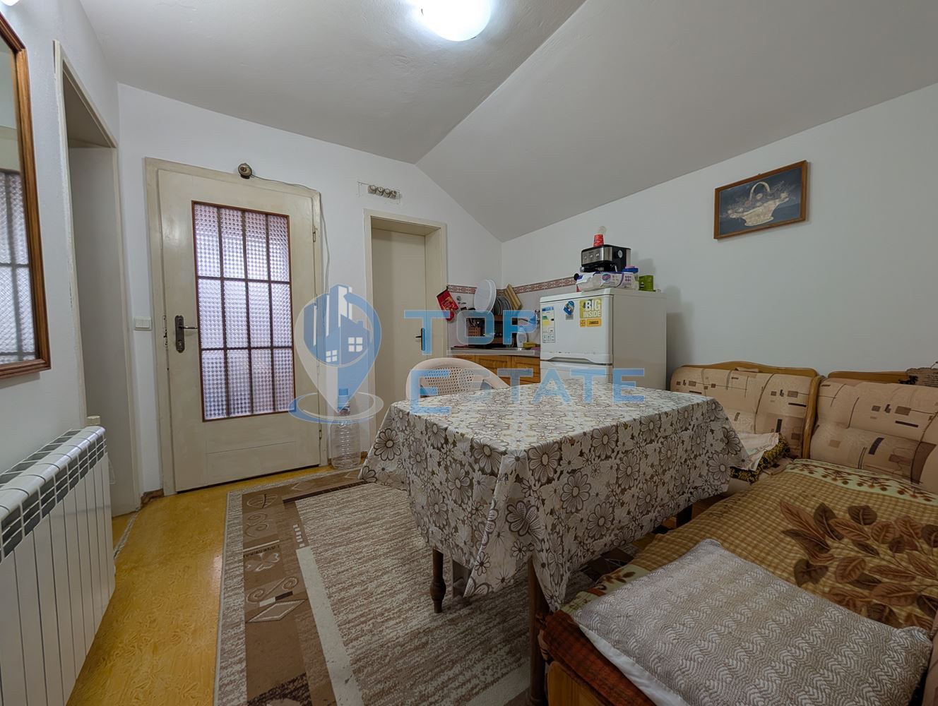 Двуетажна масивна вила до река в Еленския балкан-0 Двуетажна масивна вила до река в Еленския балкан - 0