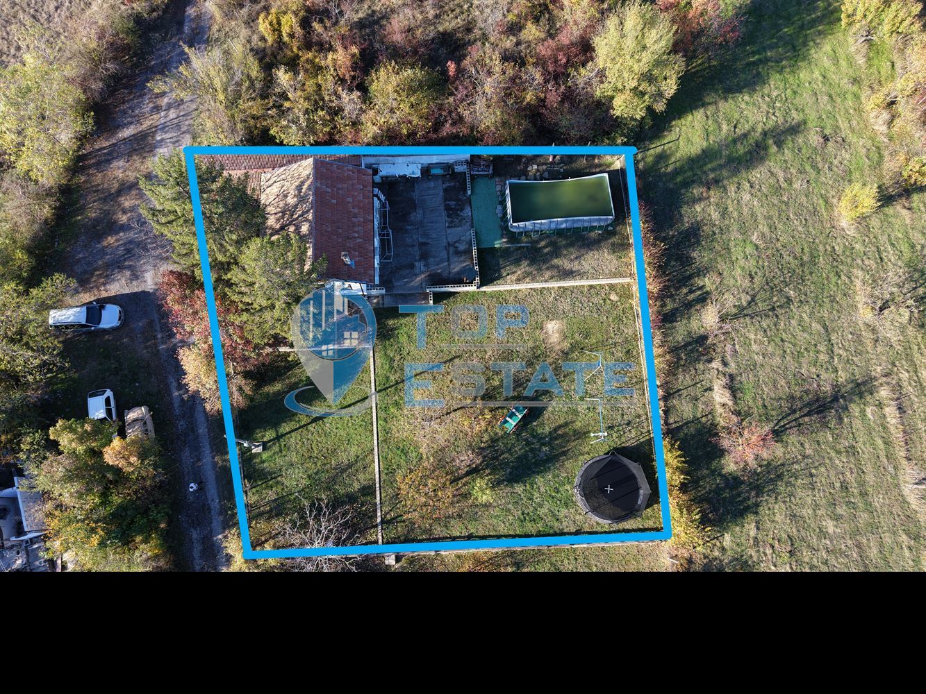 Двуетажна вила с красива гледка във вилна зона на град Дряново-0 Двуетажна вила с красива гледка във вилна зона на град Дряново - 0