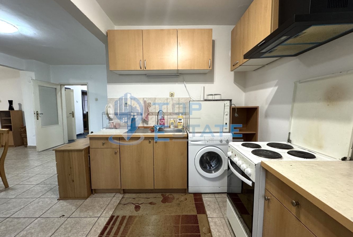 Обзаведен тистаен апартамент с две спални в центъра на град Велико Търново - 0