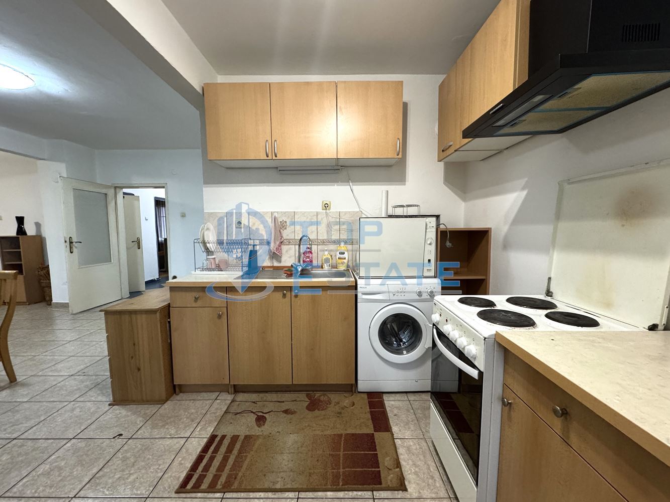 Обзаведен тистаен апартамент с две спални в центъра на град Велико Търново-0 Обзаведен тистаен апартамент с две спални в центъра на град Велико Търново - 0