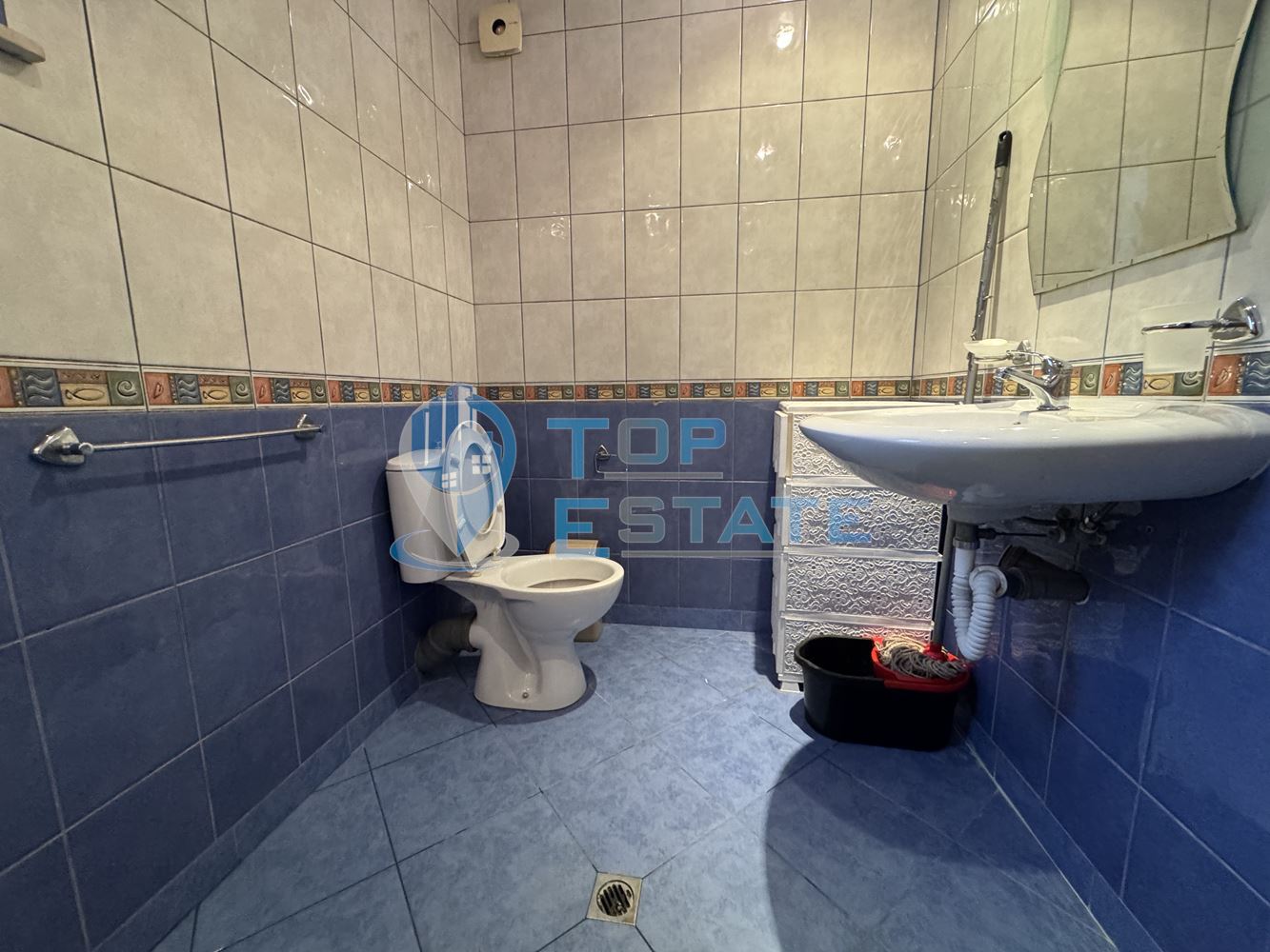 Обзаведен двустаен апартамент в квартал Акация, град Велико Търново-0 Обзаведен двустаен апартамент в квартал Акация, град Велико Търново - 0