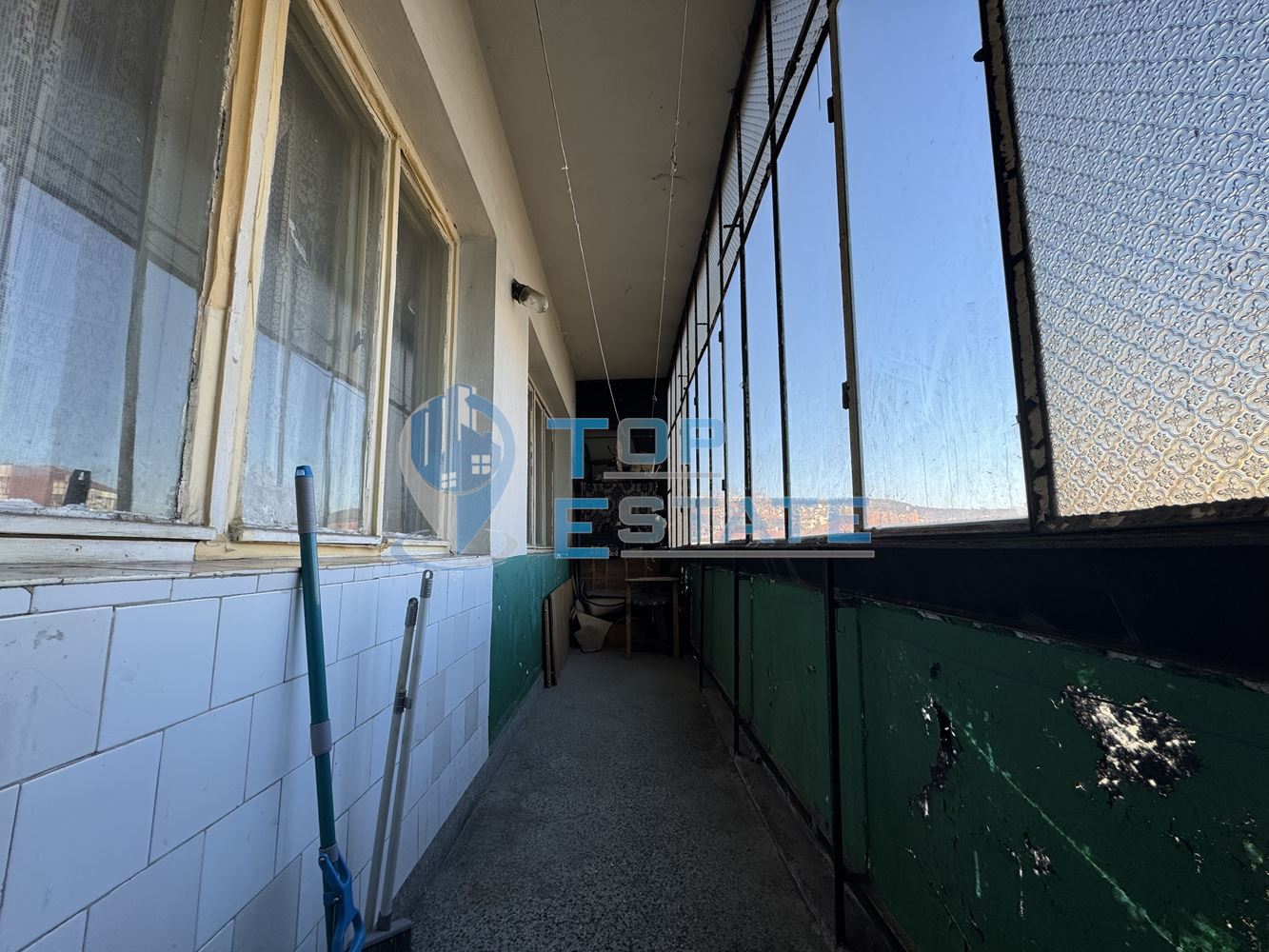 Двустаен тухлен апартамент в центъра на град Велико Търново - 0