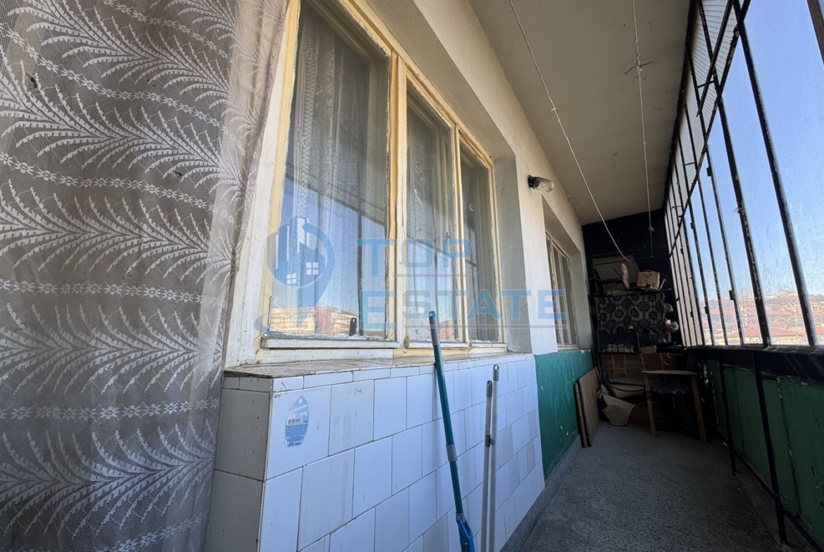 Двустаен тухлен апартамент в центъра на град Велико Търново - 0