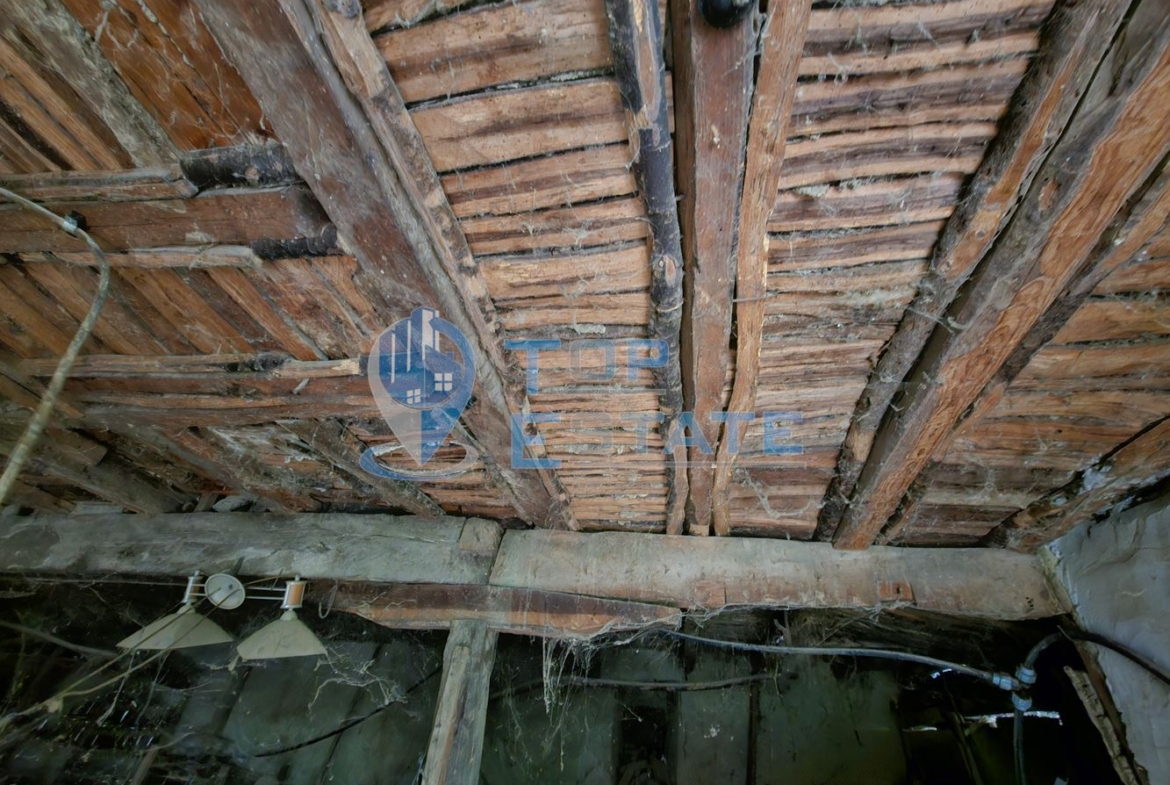 Къща с вътрешна баня с тоалетна в село Драгижево, област Велико Търново - 0