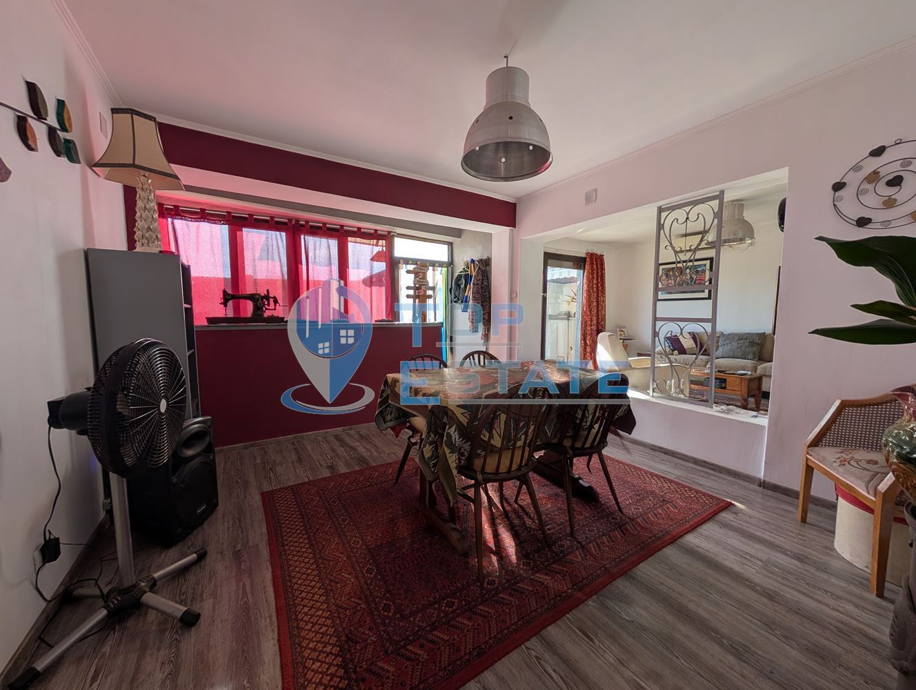 Ремонтирана и обзаведена къща с гараж в село Климентово-0 Ремонтирана и обзаведена къща с гараж в село Климентово - 0