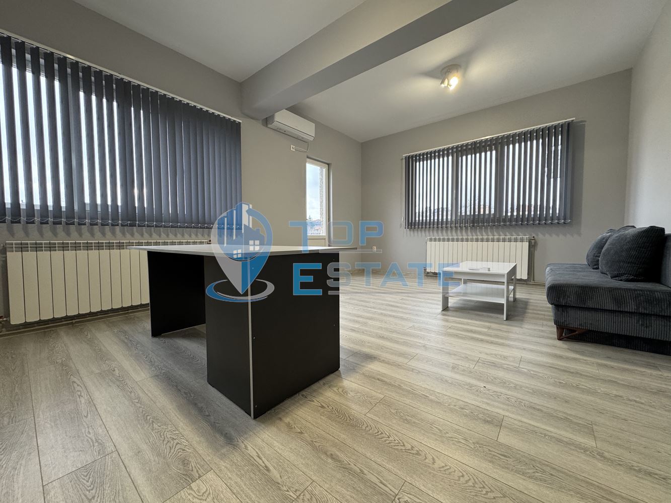 Ремонтиран офис под наем в центъра на град Велико Търново-0 Ремонтиран офис под наем в центъра на град Велико Търново - 0