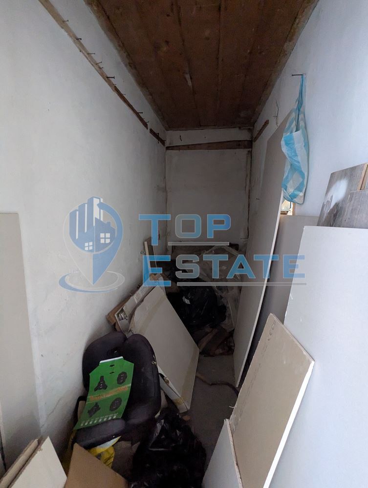 Ремонтирана къща с кладенец в село Поликраище, област Велико Търново-0 Ремонтирана къща с кладенец в село Поликраище, област Велико Търново - 0