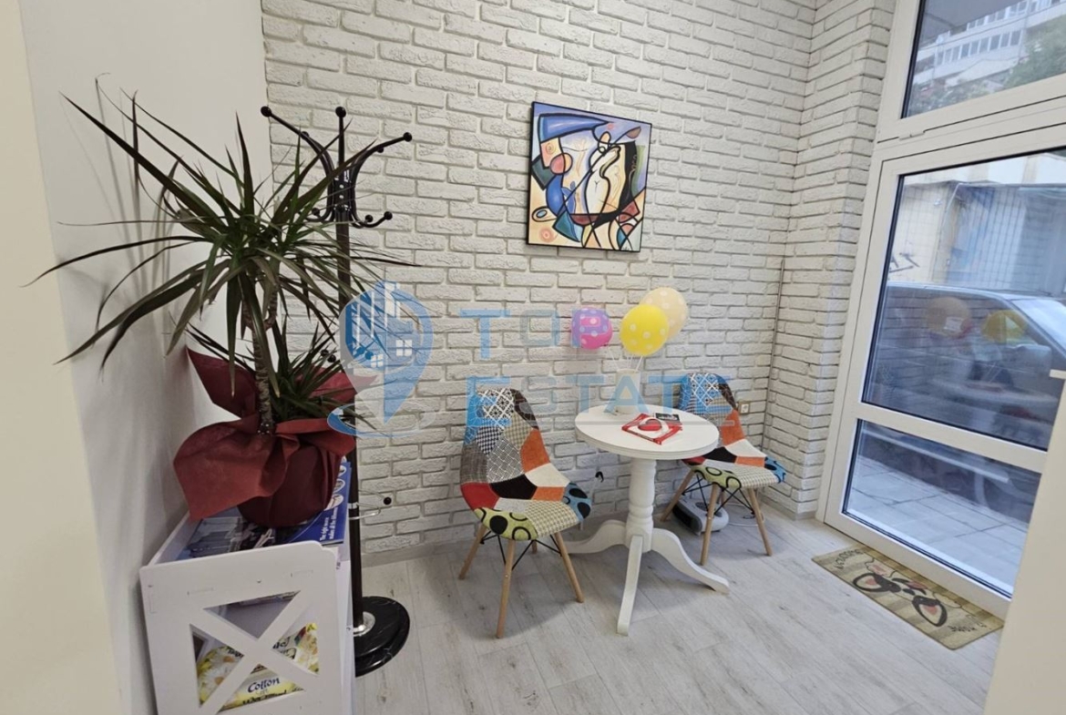 Обзаведен офис под наем в квартал Акация, град Велико Търново - 0