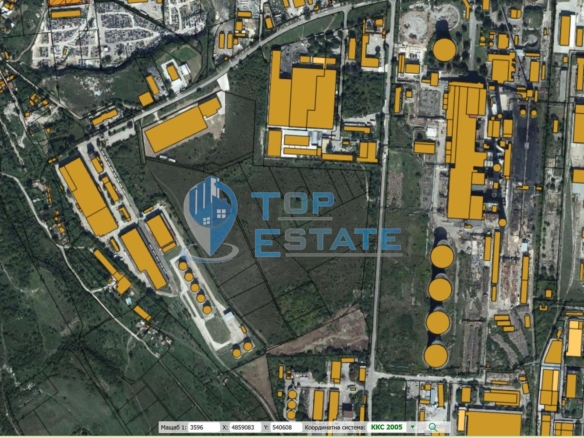 Голяма парцел за промишлено строителство в промишлена зона Изток, град Русе в близост до Дунав мост - 0