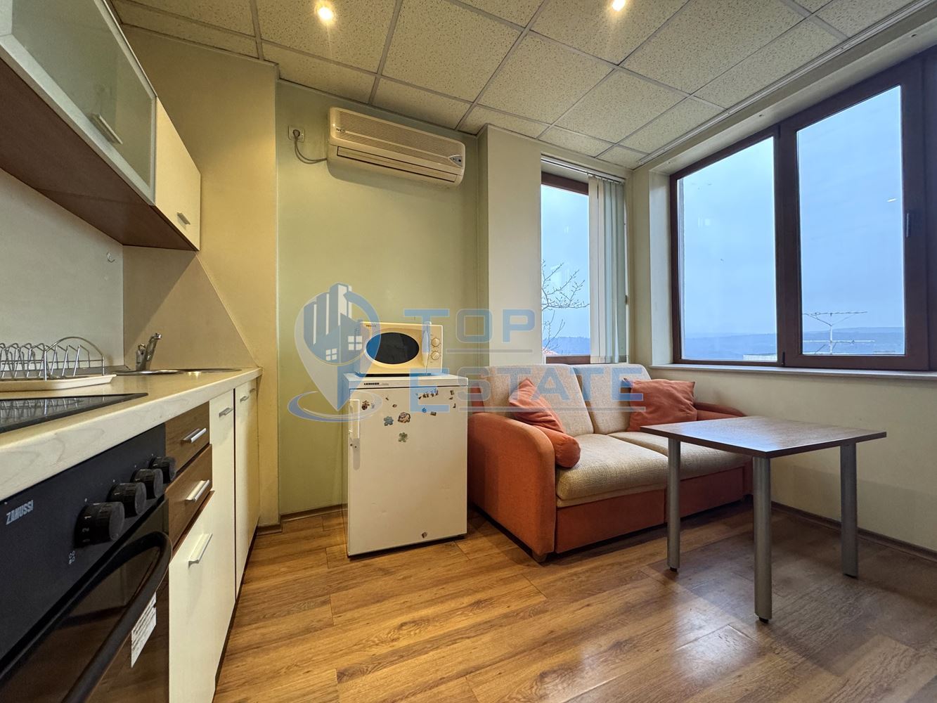 Обзаведен двустаен апартамент в квартал Акация, град Велико Търново-0 Обзаведен двустаен апартамент в квартал Акация, град Велико Търново - 0