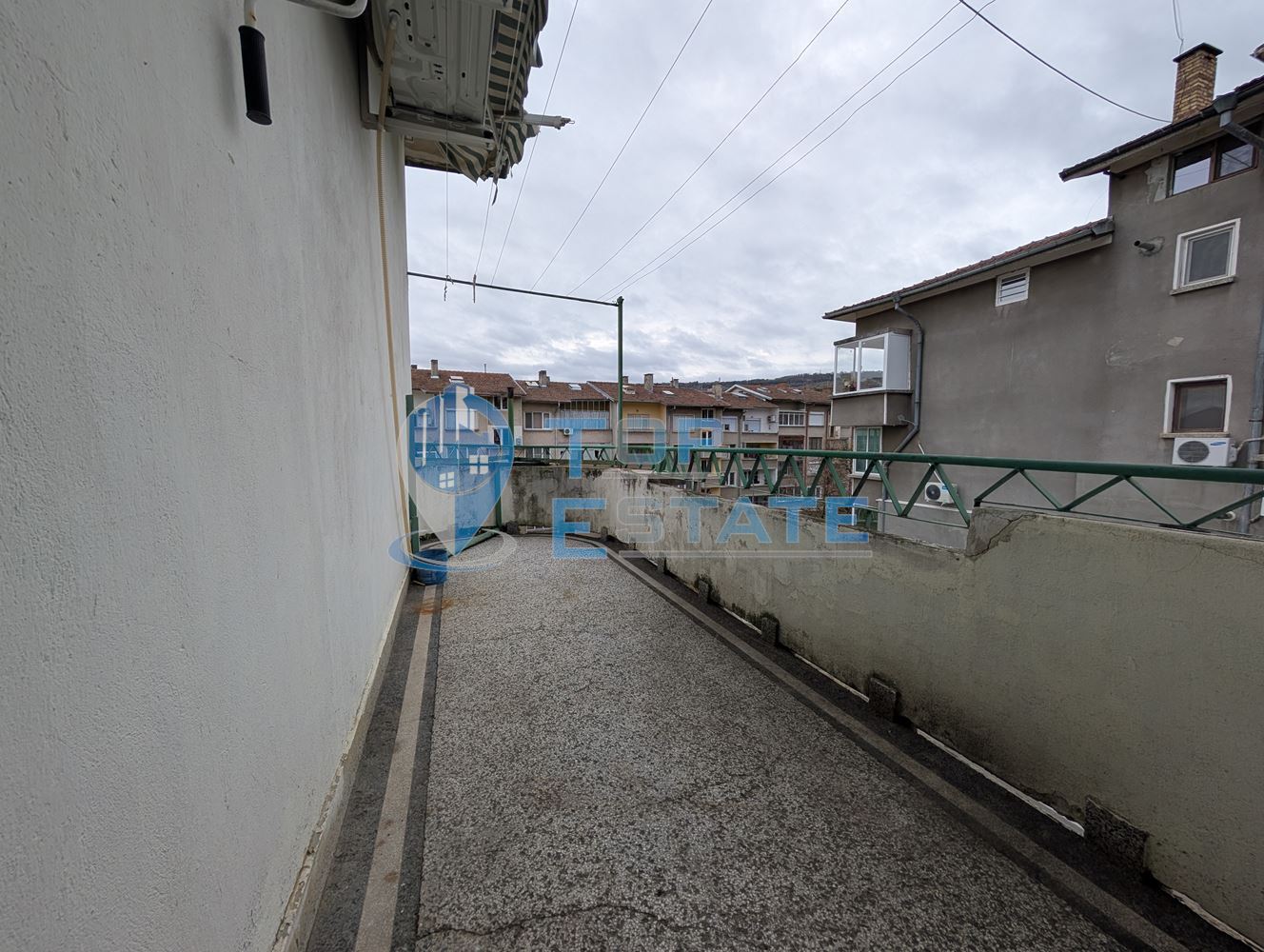 Многостаен тухлен апартамент в центъра на град Горна Оряховица - 0