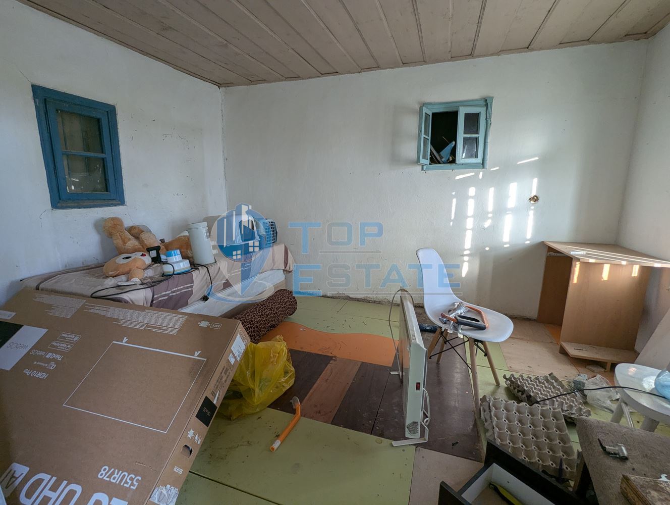 Ремонтирана къща с кладенец в село Поликраище, област Велико Търново-0 Ремонтирана къща с кладенец в село Поликраище, област Велико Търново - 0