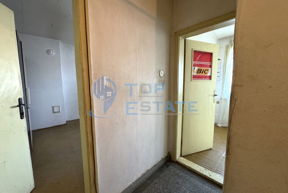 Двустаен тухлен апартамент в центъра на град Велико Търново - 0