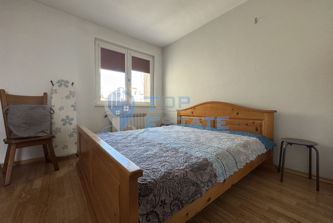 Двустаен обзаведен апартамент под наем с ТЕЦ в центъра на град Велико Търново - 0