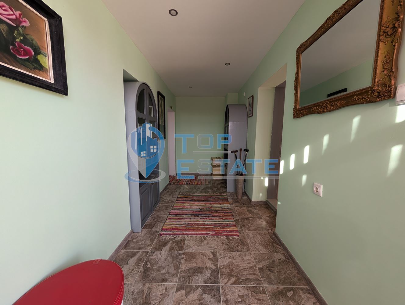 Ремонтирана и обзаведена къща с гараж в село Климентово-0 Ремонтирана и обзаведена къща с гараж в село Климентово - 0