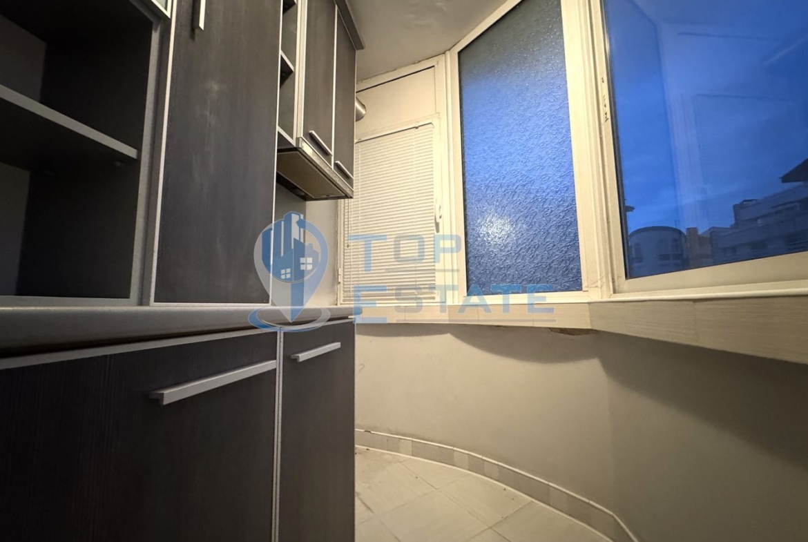 Ремонтиран газифициран мезонет с две спални в квартал Колю Фичето, град Велико Търново - 0