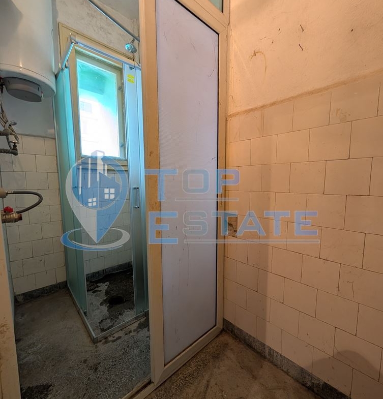 Многостаен тухлен апартамент в центъра на град Горна Оряховица - 0