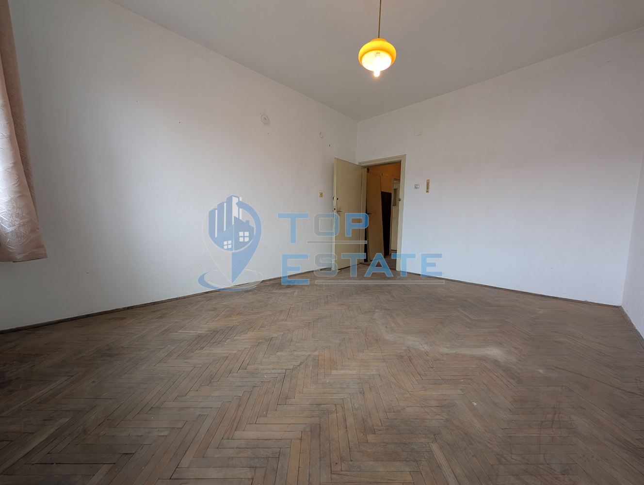 Многостаен тухлен апартамент в центъра на град Горна Оряховица - 0