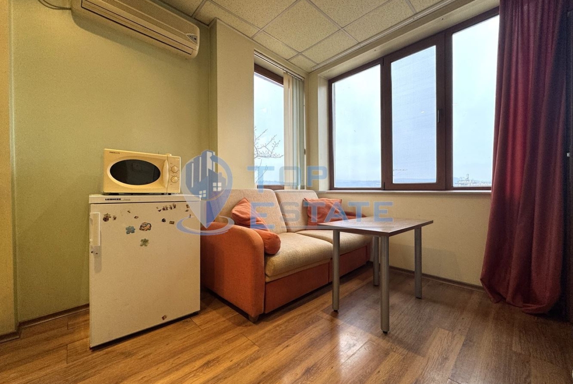 Обзаведен двустаен апартамент в квартал Акация, град Велико Търново - 0