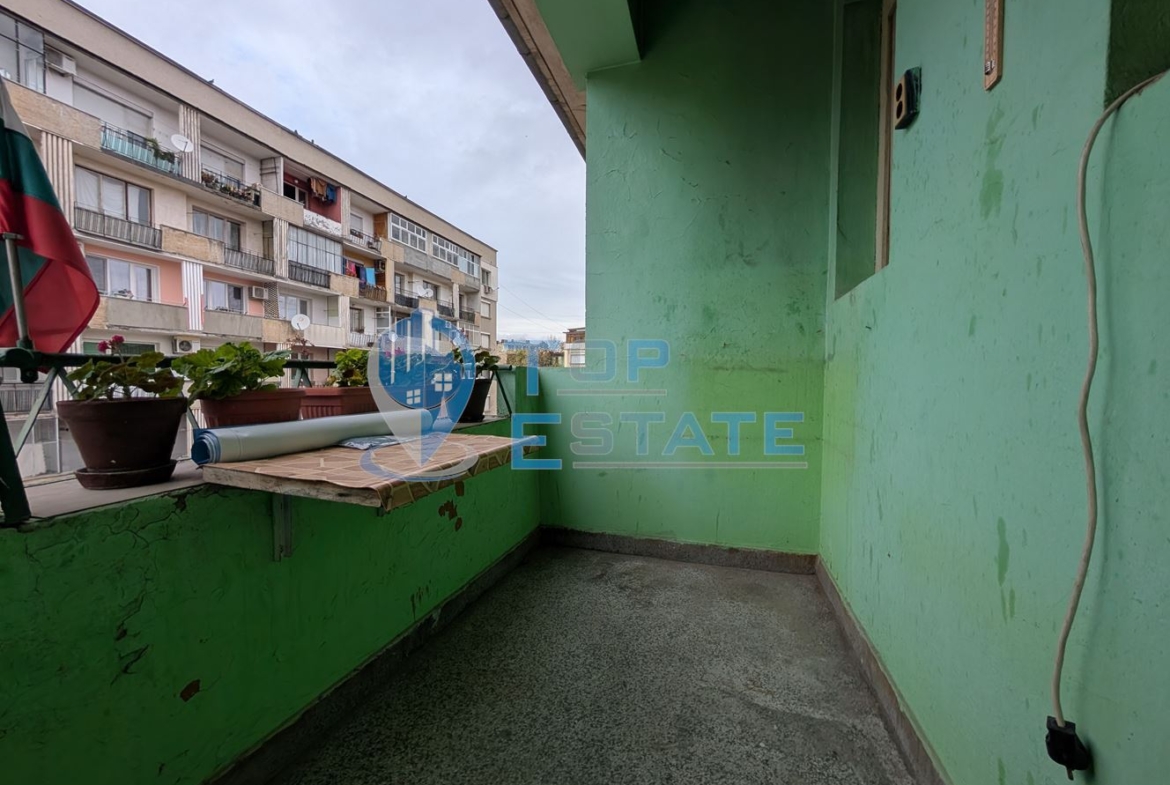 Многостаен тухлен апартамент в центъра на град Горна Оряховица - 0