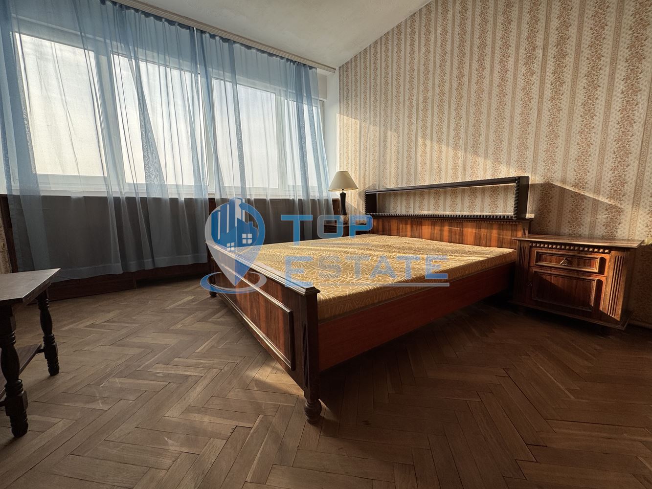 Обзаведен многостаен апартамент под наем в центъра на град Велико Търново - 0