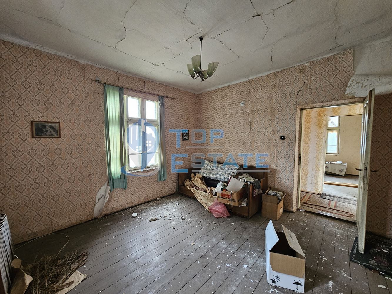 Двуетажна тухлена къща с гараж и двор в село Пиперково, област Русе-0 Двуетажна тухлена къща с гараж и двор в село Пиперково, област Русе - 0