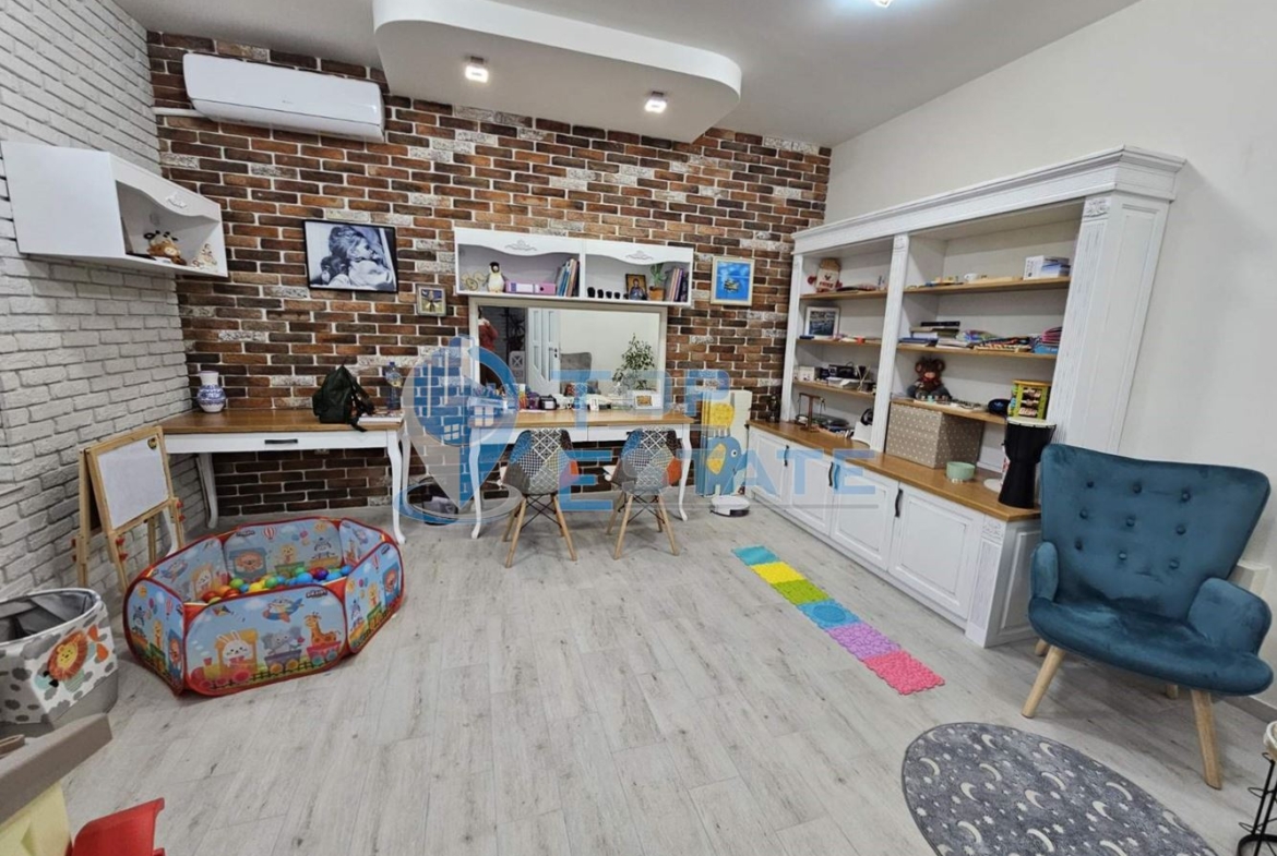 Обзаведен офис под наем в квартал Акация, град Велико Търново - 0