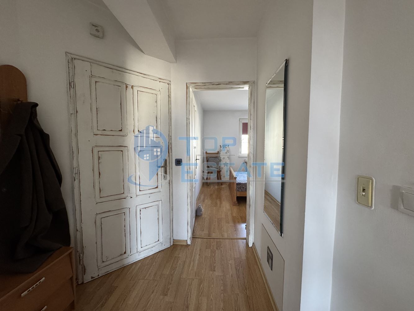 Двустаен обзаведен апартамент под наем с ТЕЦ в центъра на град Велико Търново-0 Двустаен обзаведен апартамент под наем с ТЕЦ в центъра на град Велико Търново - 0