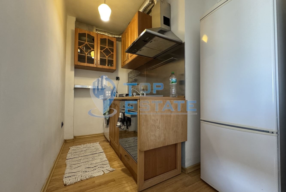 Двустаен обзаведен апартамент под наем с ТЕЦ в центъра на град Велико Търново - 0