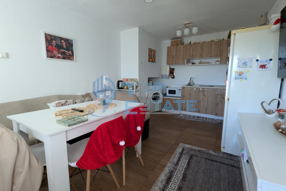 Ремонтирана къща с кладенец в село Поликраище, област Велико Търново - 0