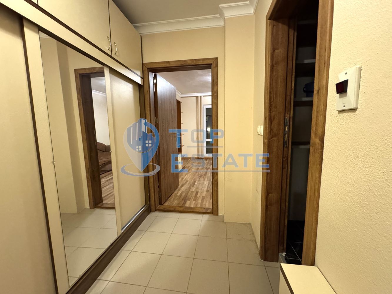 Ремонтиран газифициран мезонет с две спални в квартал Колю Фичето, град Велико Търново-0 Ремонтиран газифициран мезонет с две спални в квартал Колю Фичето, град Велико Търново - 0