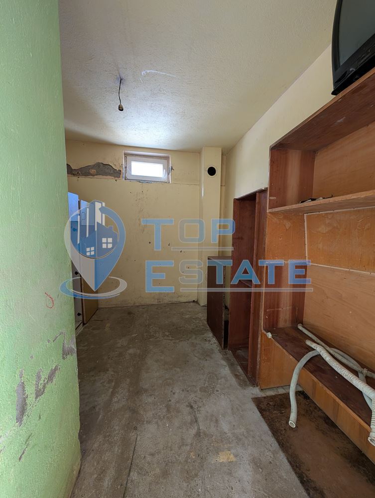 Двуетажна масивна къща с панорама в центъра на град Плачковци-0 Двуетажна масивна къща с панорама в центъра на град Плачковци - 0