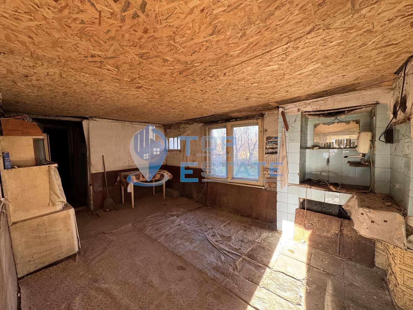 Тухлена къща с кладенец в село Михалци, област Велико Търново - 0