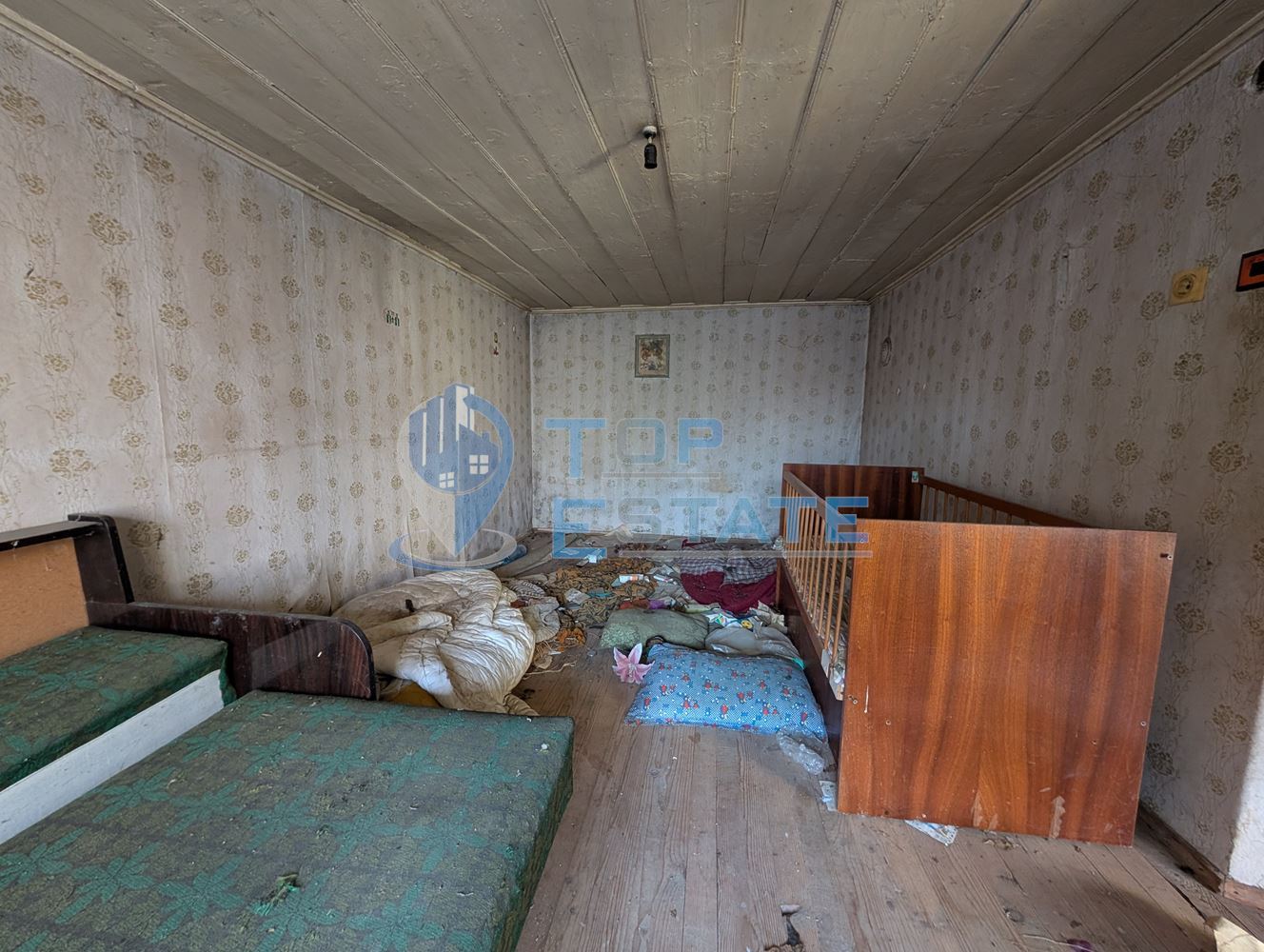 Тухлена къща в село Долна Липница - 0