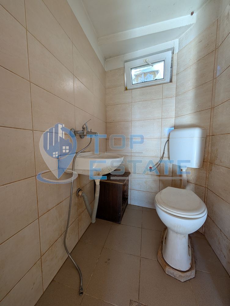 Двуетажна масивна къща с панорама в центъра на град Плачковци-0 Двуетажна масивна къща с панорама в центъра на град Плачковци - 0