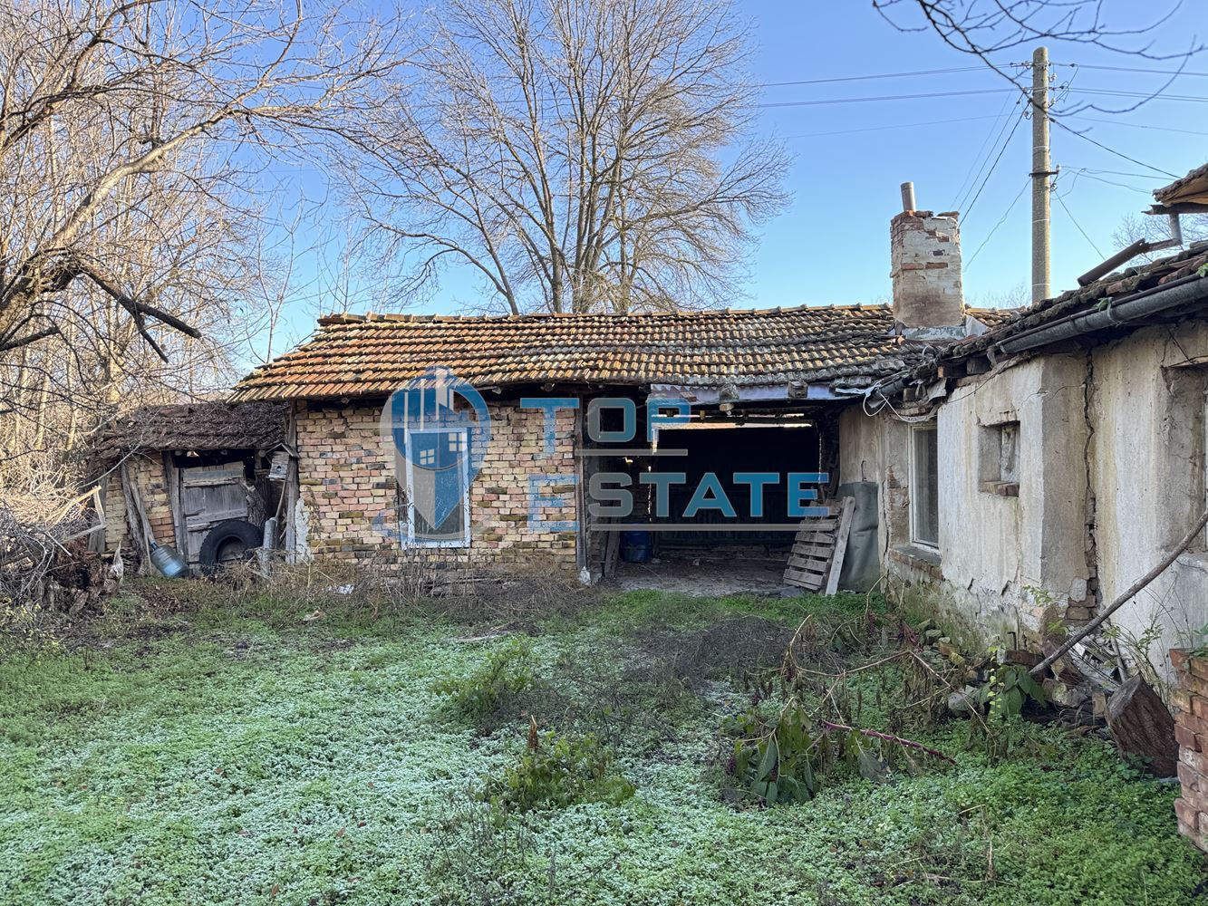 Тухлена къща с кладенец в село Михалци, област Велико Търново - 0