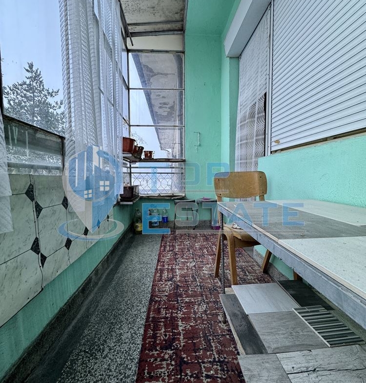 Многостаен тухлен апартамент с таванско помещение в град Горна Оряховица. - 0