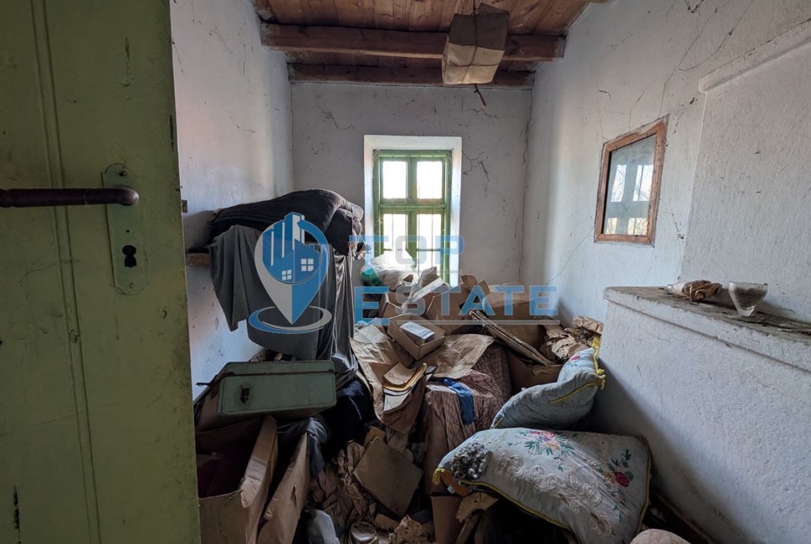 Тухлена къща в село Долна Липница - 0