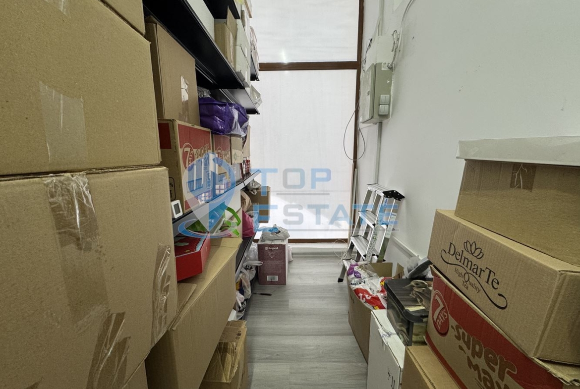 Търговско помещение, подходящо за мезонет в квартал Бузлуджа, град Велико Търново - 0