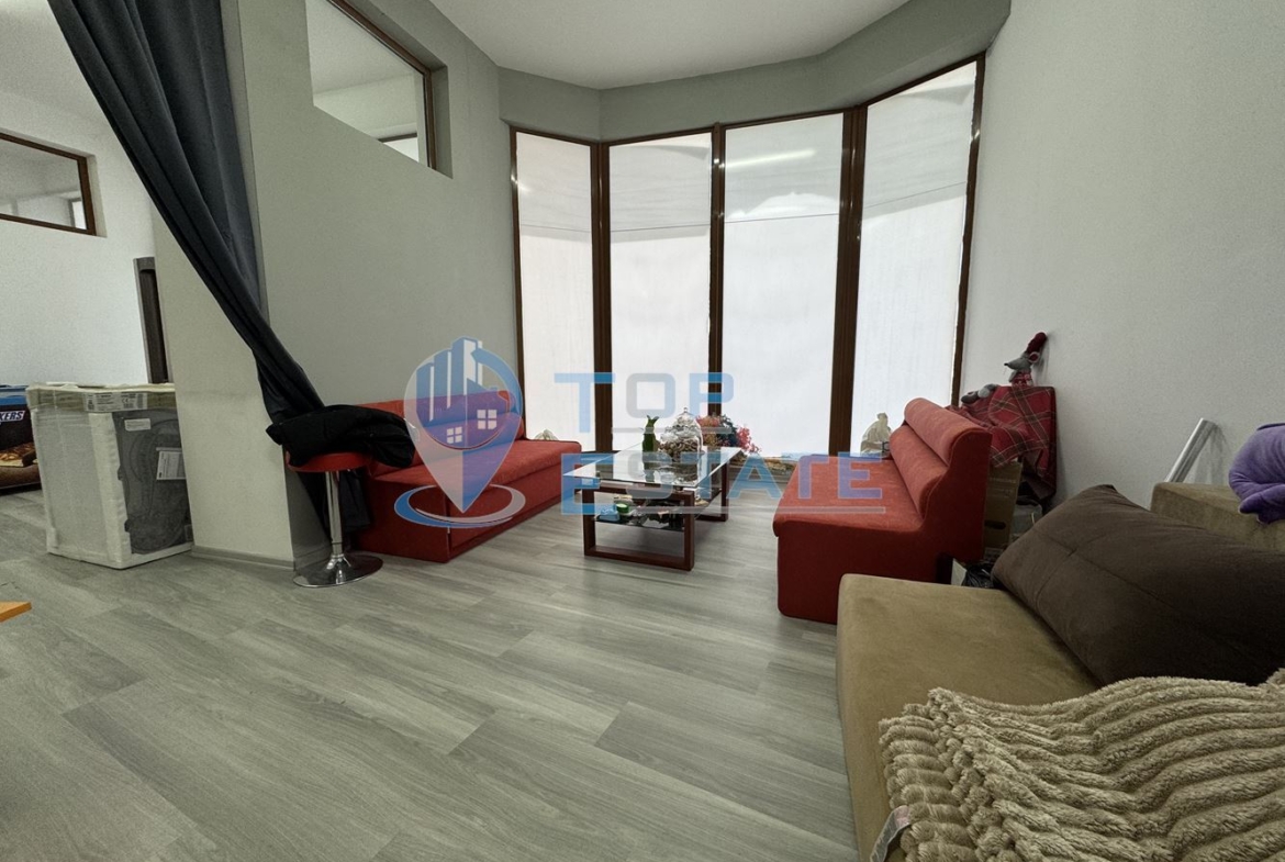 Търговско помещение, подходящо за мезонет в квартал Бузлуджа, град Велико Търново - 0