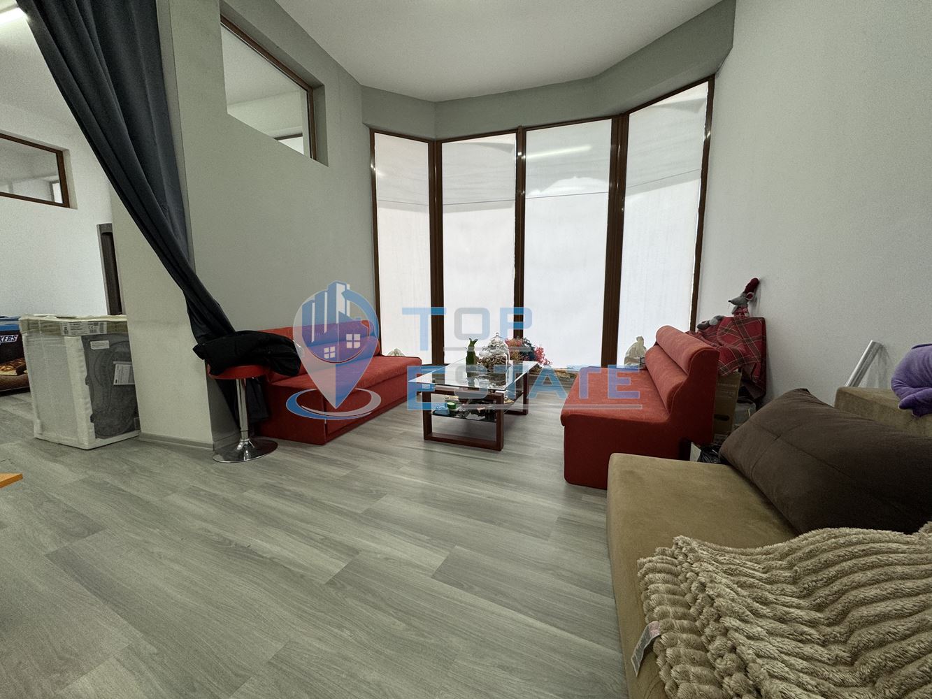 Търговско помещение, подходящо за мезонет в квартал Бузлуджа, град Велико Търново - 0