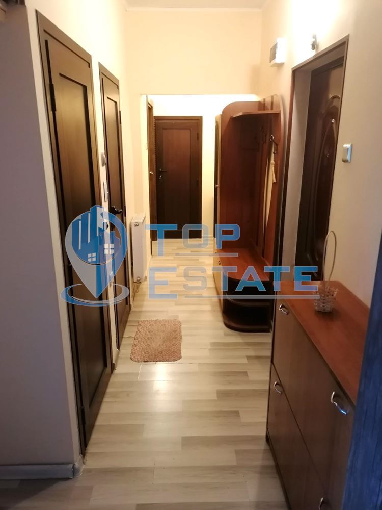 Тристаен, обзаведен апартамент в центъра на град Велико Търново - 0