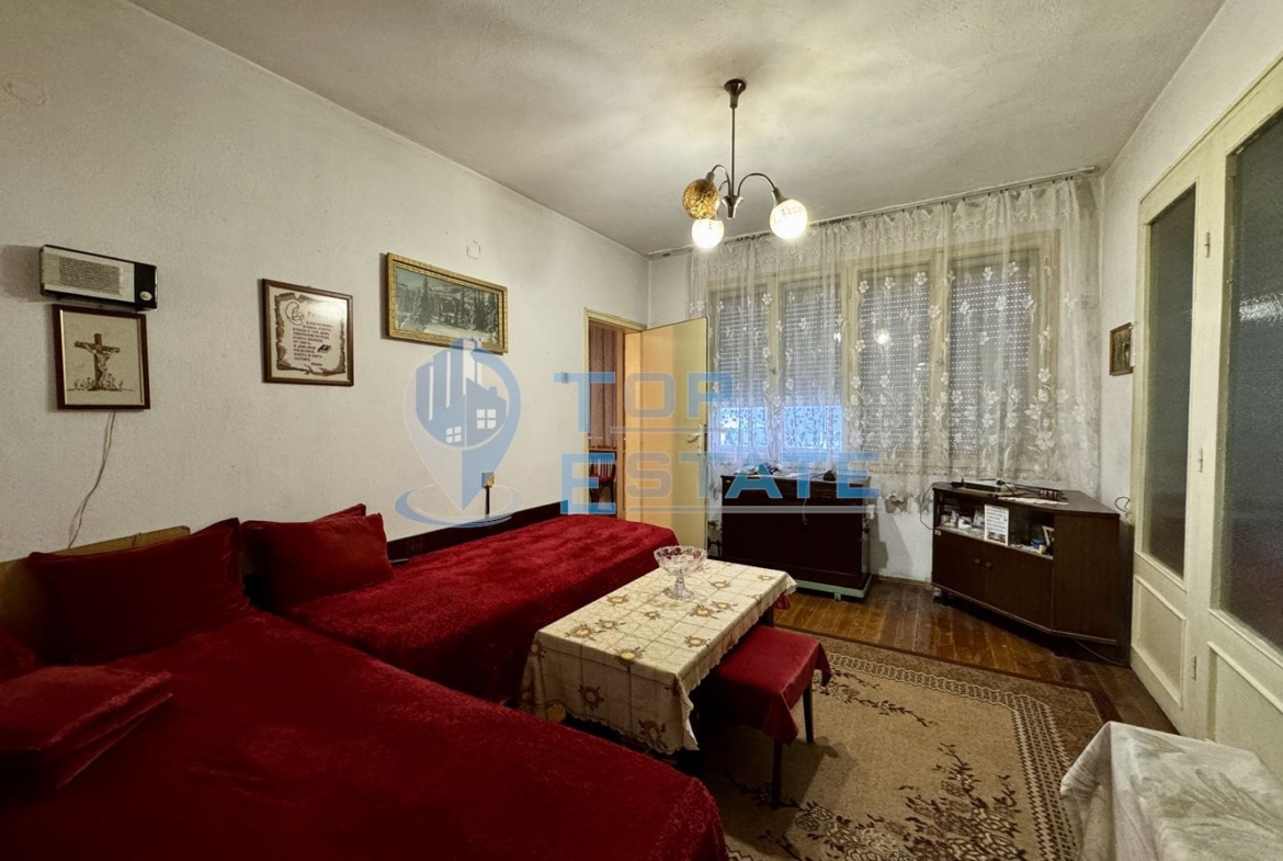 Многостаен тухлен апартамент с таванско помещение в град Горна Оряховица. - 0