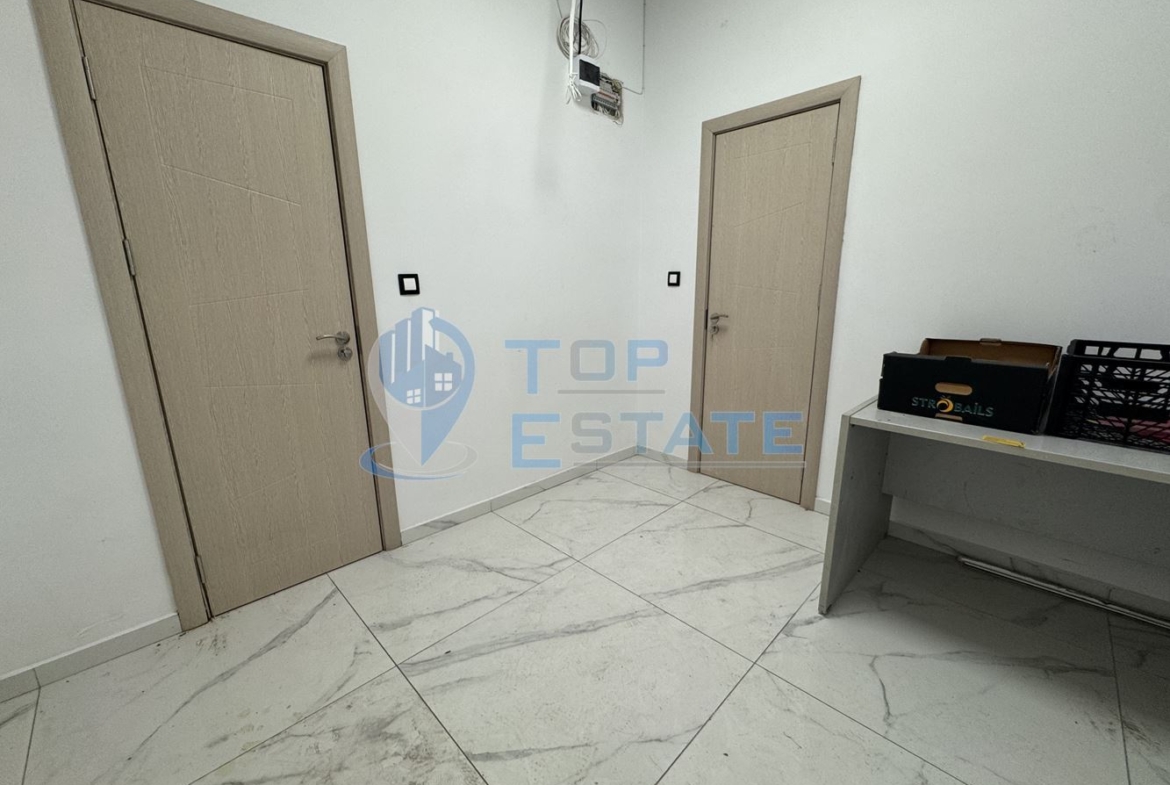 Търговско помещение под наем в квартал Картала, град Велико Търново - 0