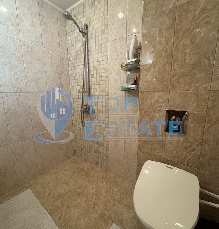 Тристаен, ремонтиран, обзаведен апатамент с две спални в центъра на град Велико Търново - 0