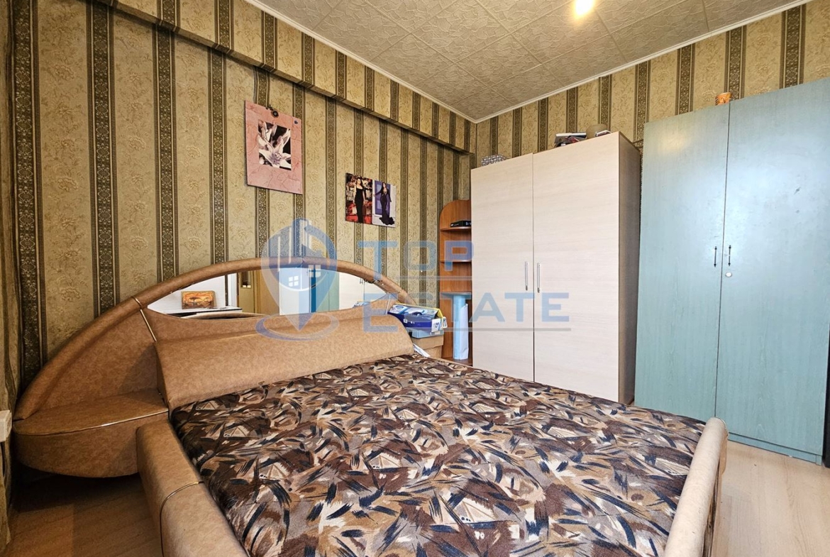 Обзаведен апартамент с две спални в квартал Пролет, град Горна Оряховица - 0